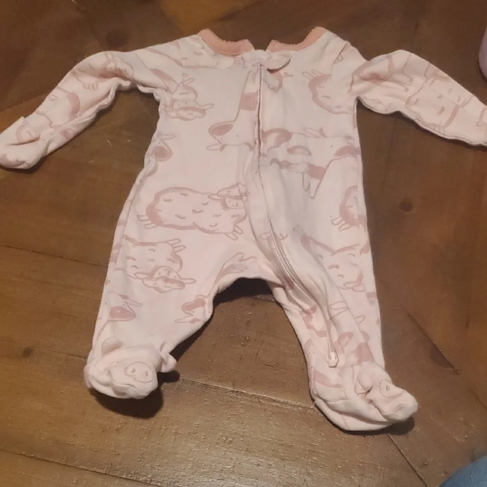 🐻 Carter's Pink Animal Print Footie